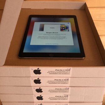 Voordeelbundel (2+prijs) Apple iPad 9.7&quot; Air 2 32GB WiFi (4G) zwart + garantie