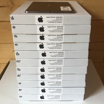 Apple iPad Air 9.7&quot; 32GB zwart WiFi (4G) + garantie