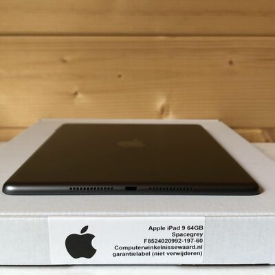 nieuwstaat Apple iPad 9 space gray 64GB 10.2" WiFi (4G) + 12 maanden garantie