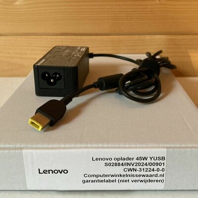 nieuwstaat Lenovo laptop Adapter origineel 45W